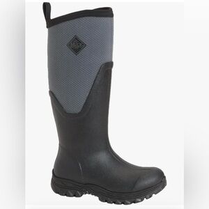 BNIB Women’s Muck Boot Arctic Sport